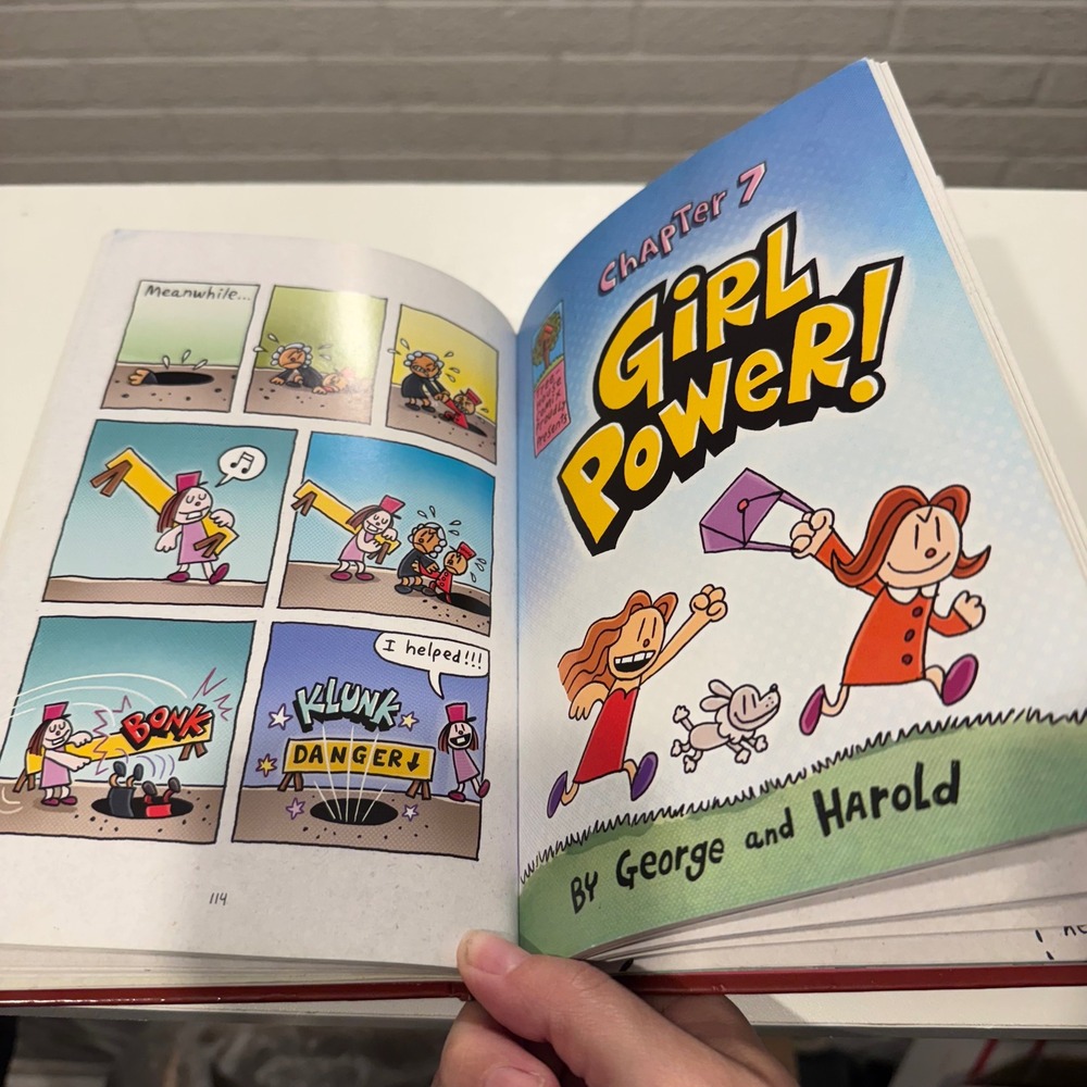 Dog Man Brawl of the Wild Graphic‎ Novel Book by Dav Pilkey Childrens Kids - Picture 3 of 4